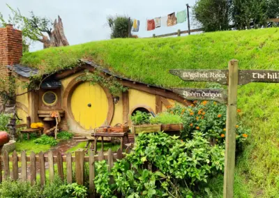 Taupo attractions including Lake Taupo and surrounding mountains near Great Lake Holiday Park.