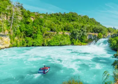 Taupo attractions including Lake Taupo and surrounding mountains near Great Lake Holiday Park.