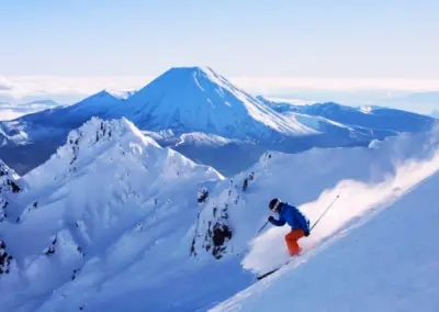 Taupo attractions including Lake Taupo and surrounding mountains near Great Lake Holiday Park.